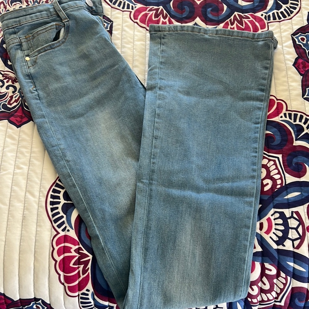 COPY - SHEIN Like New worn once high rise flare jeans